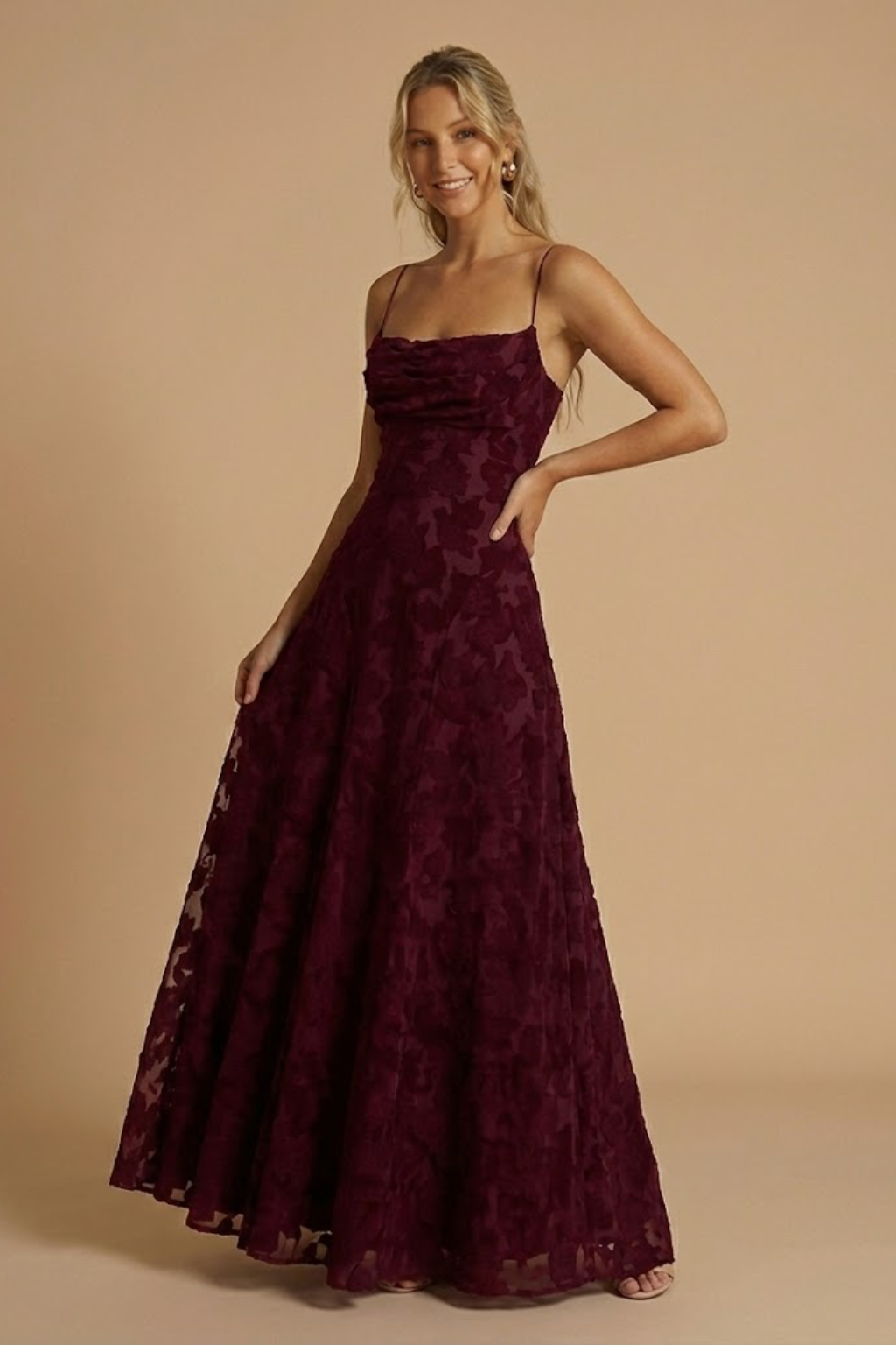 Sleeveless Floral Maxi Dress – Fitted Bodice, Flowing A-Line