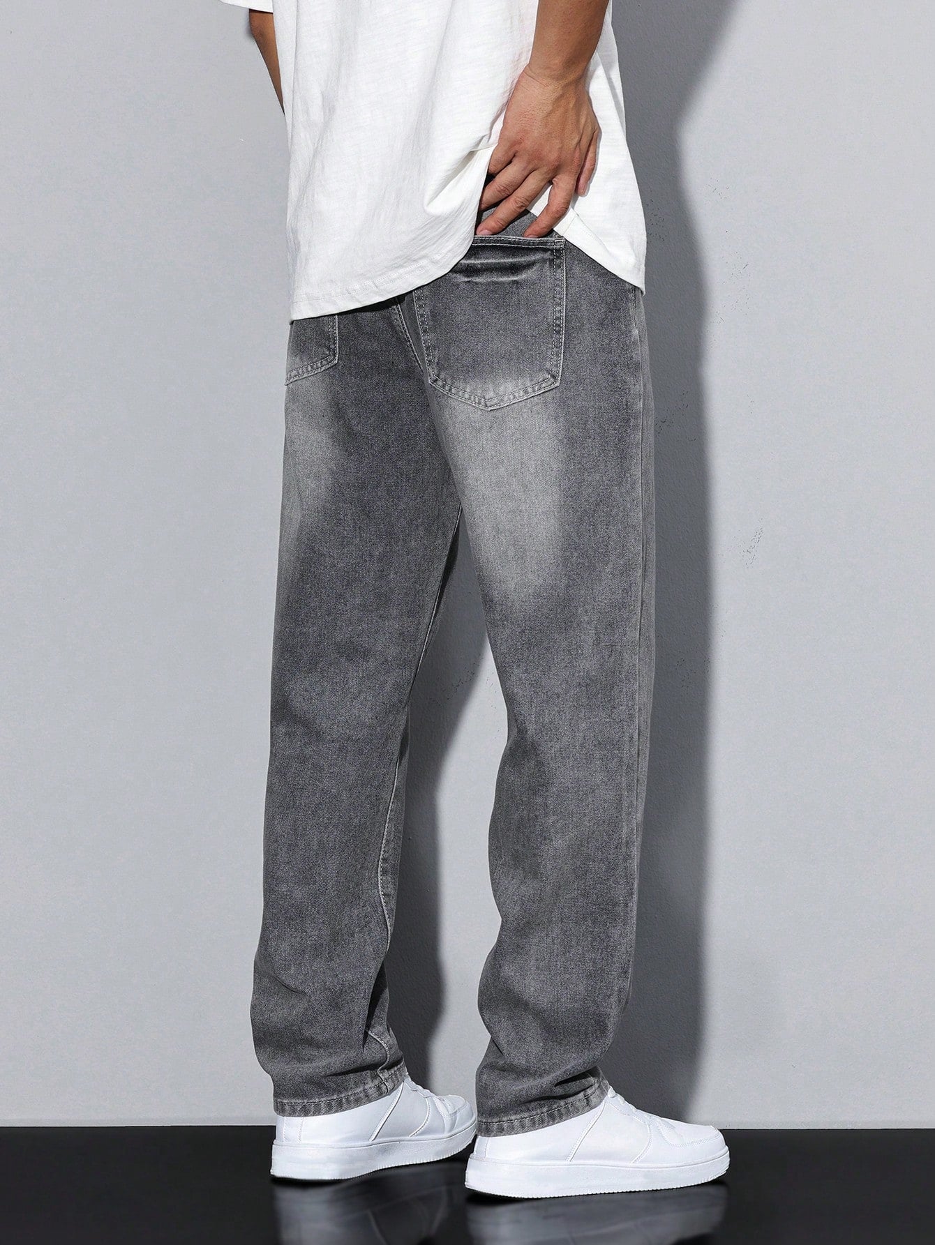 Men's Baggy Fit Streetwear Jeans