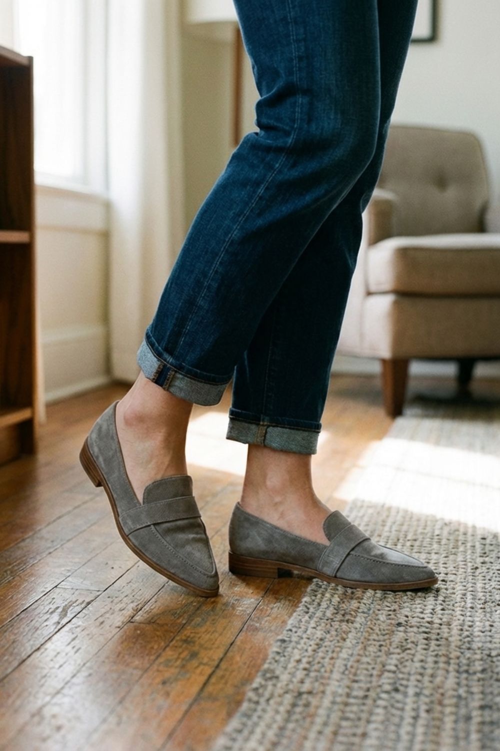 Women's Suede Pointed Toe Loafers – Block Heel