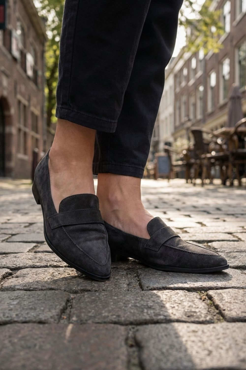 Women's Suede Pointed Toe Loafers – Block Heel