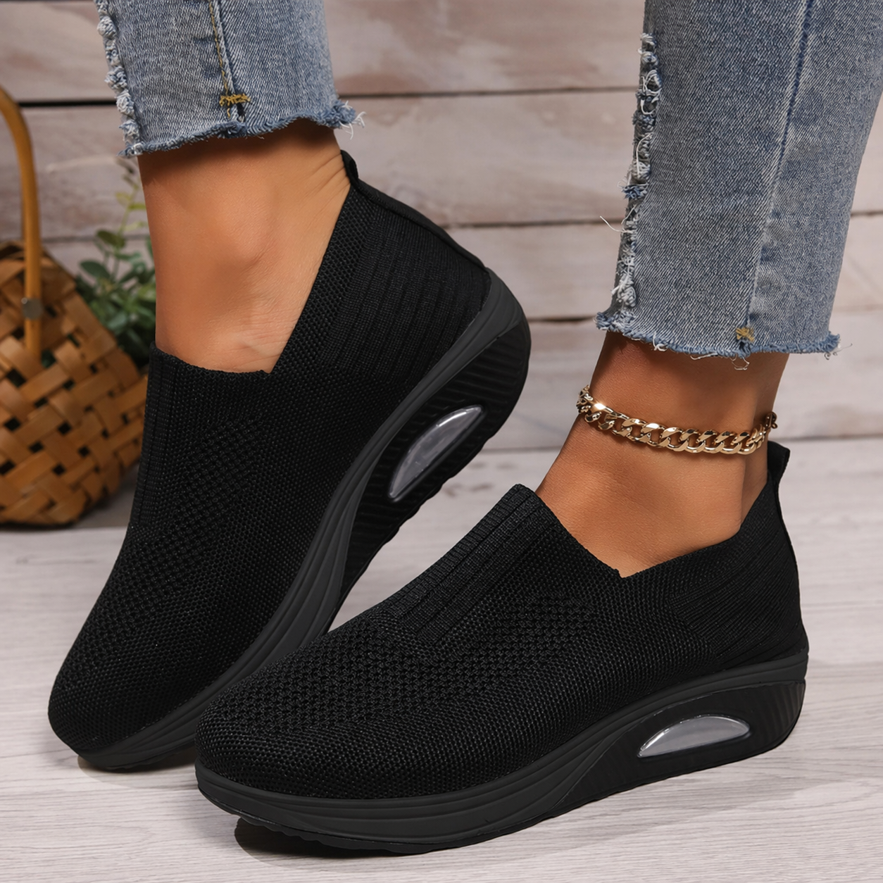 Women's Breathable Mesh Slip-On Shoes