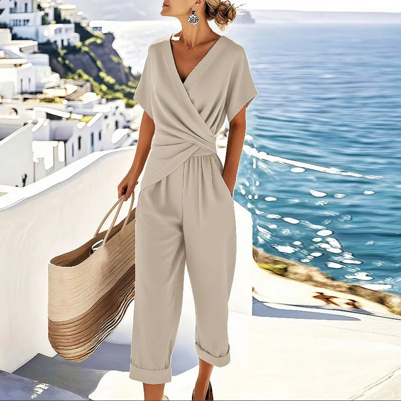 Carla | Elegant two-piece suit with harmonious charm
