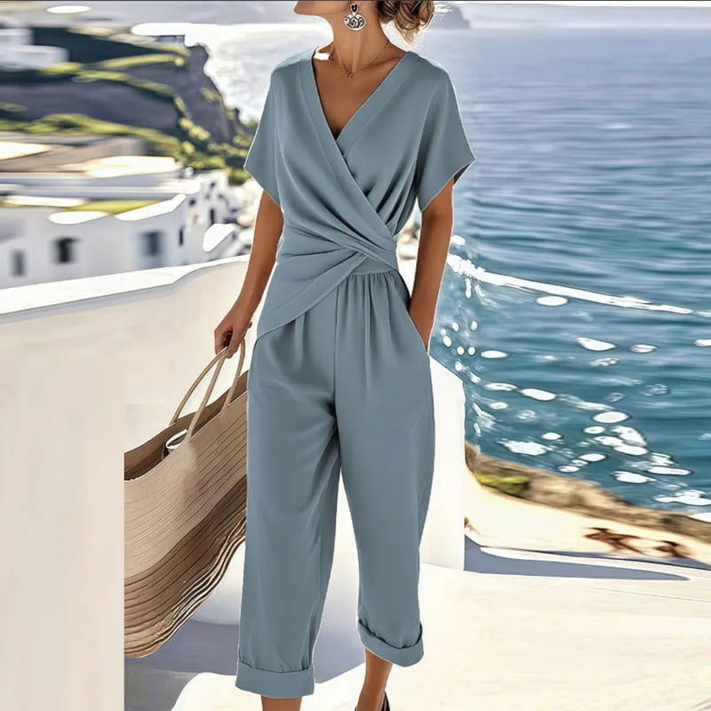 Carla | Elegant two-piece suit with harmonious charm