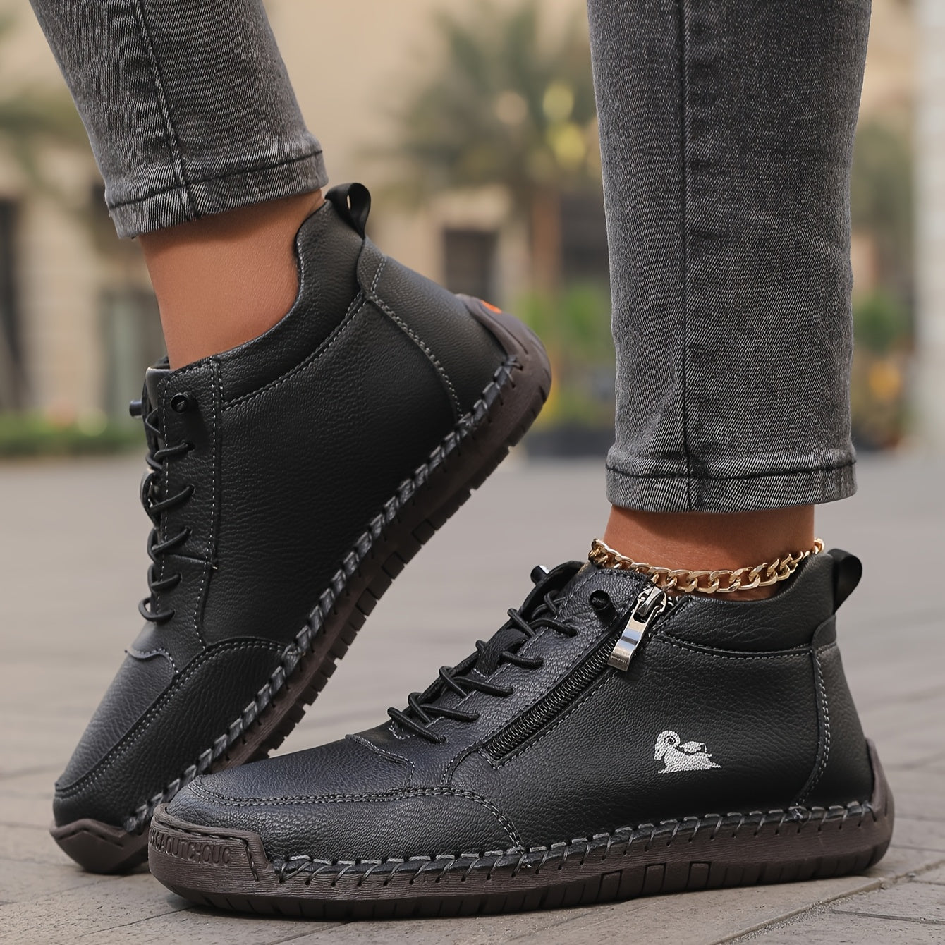 Women's Wide Toe Box Comfort Sneakers