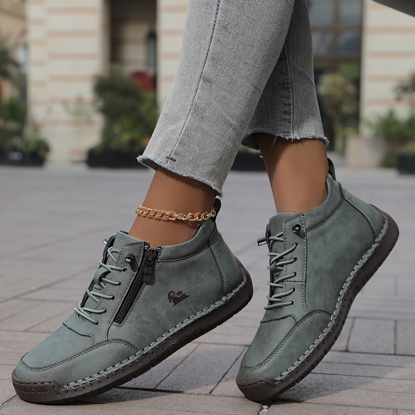 Women's Wide Toe Box Comfort Sneakers