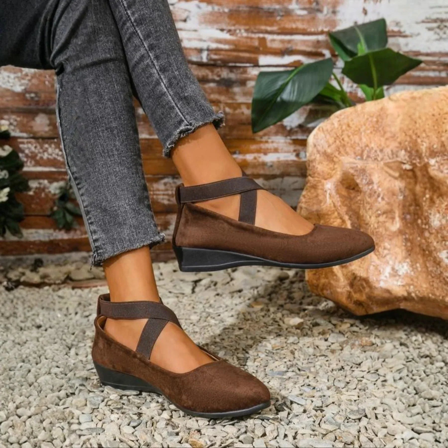 Calerinne Closed Wedge Ballerina Shoes