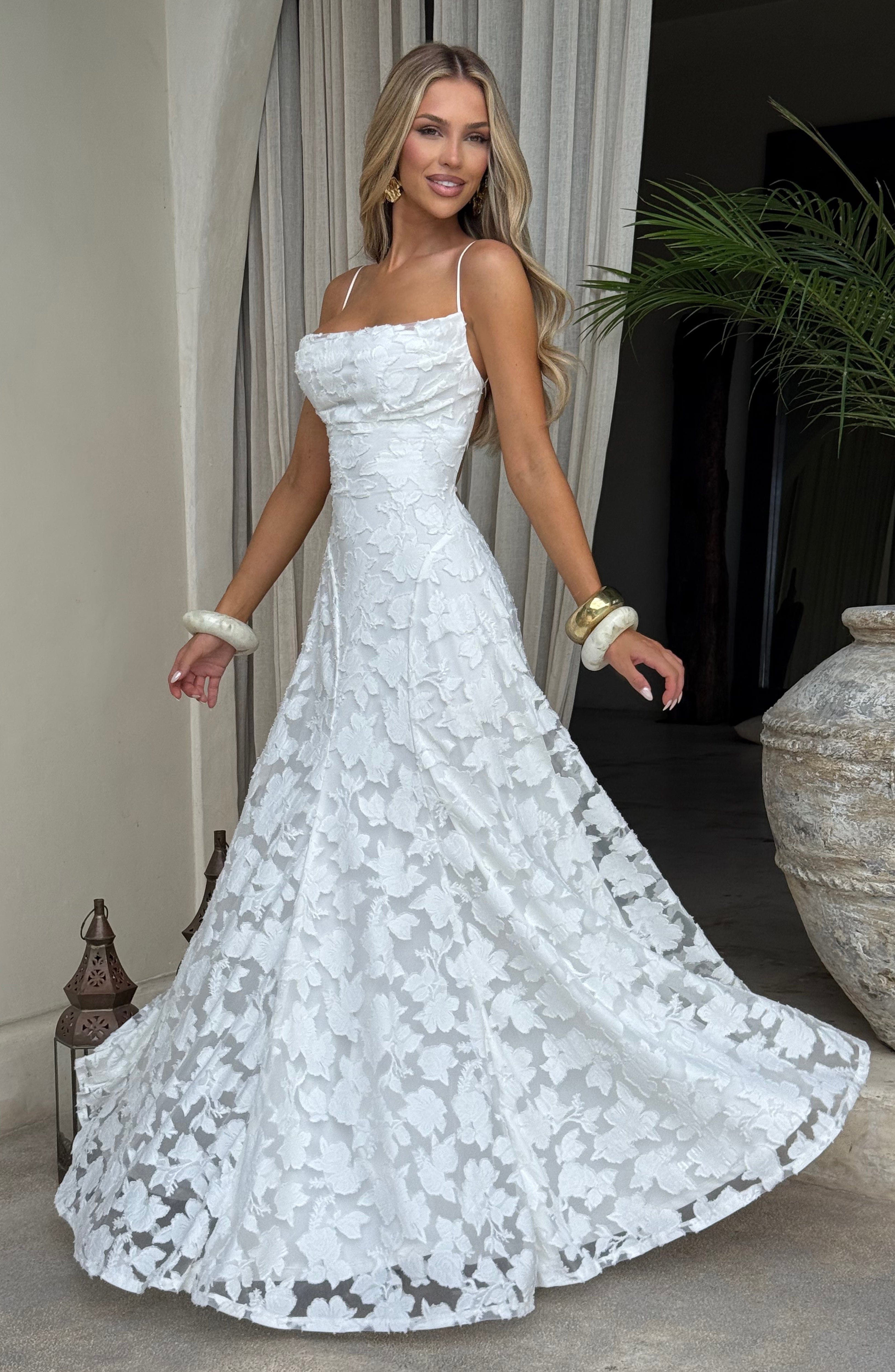 Florencia Floral Maxi Dress – Open Back, A-Line, Bow Detail