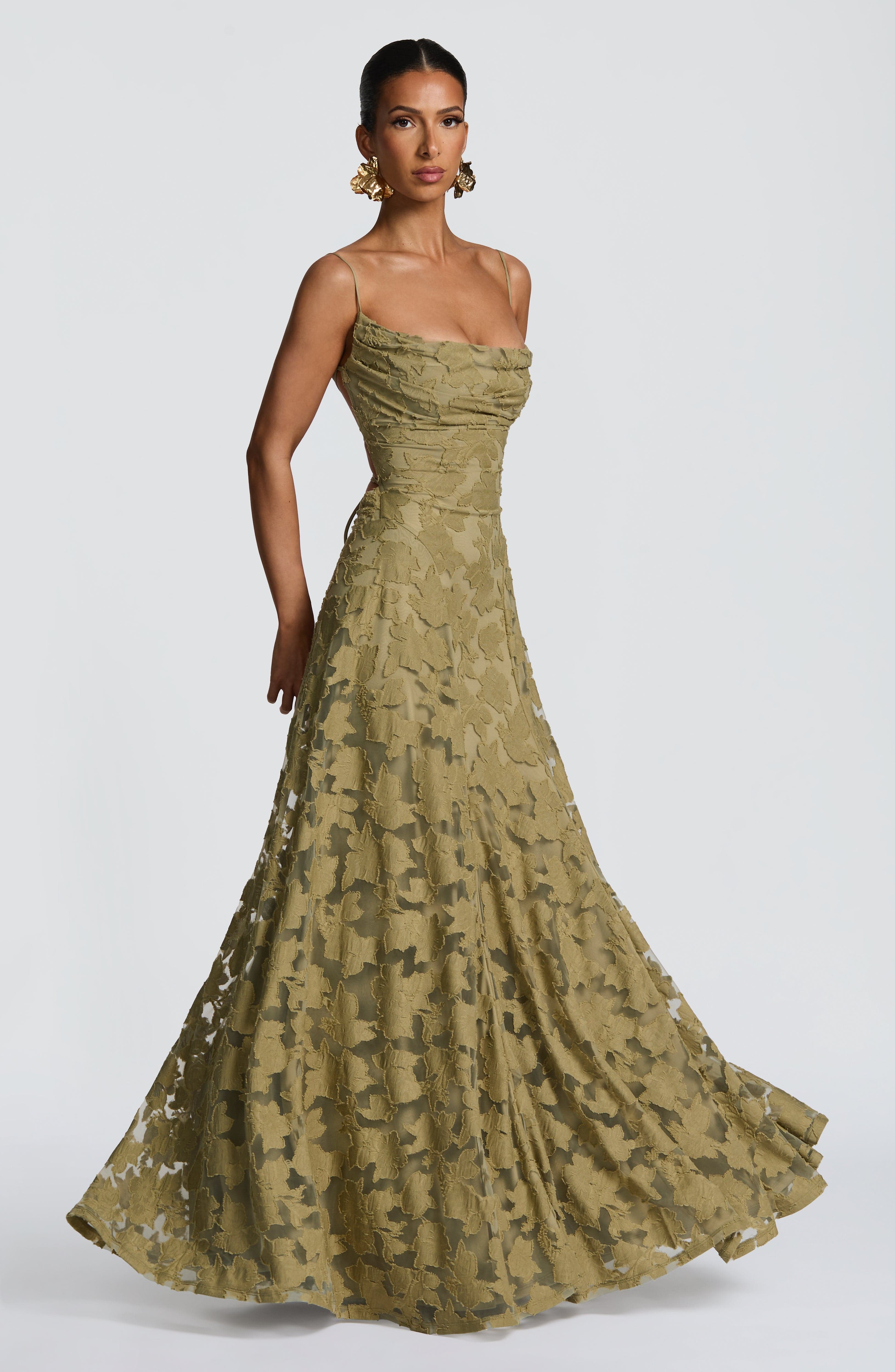 Florencia Floral Maxi Dress – Open Back, A-Line, Bow Detail