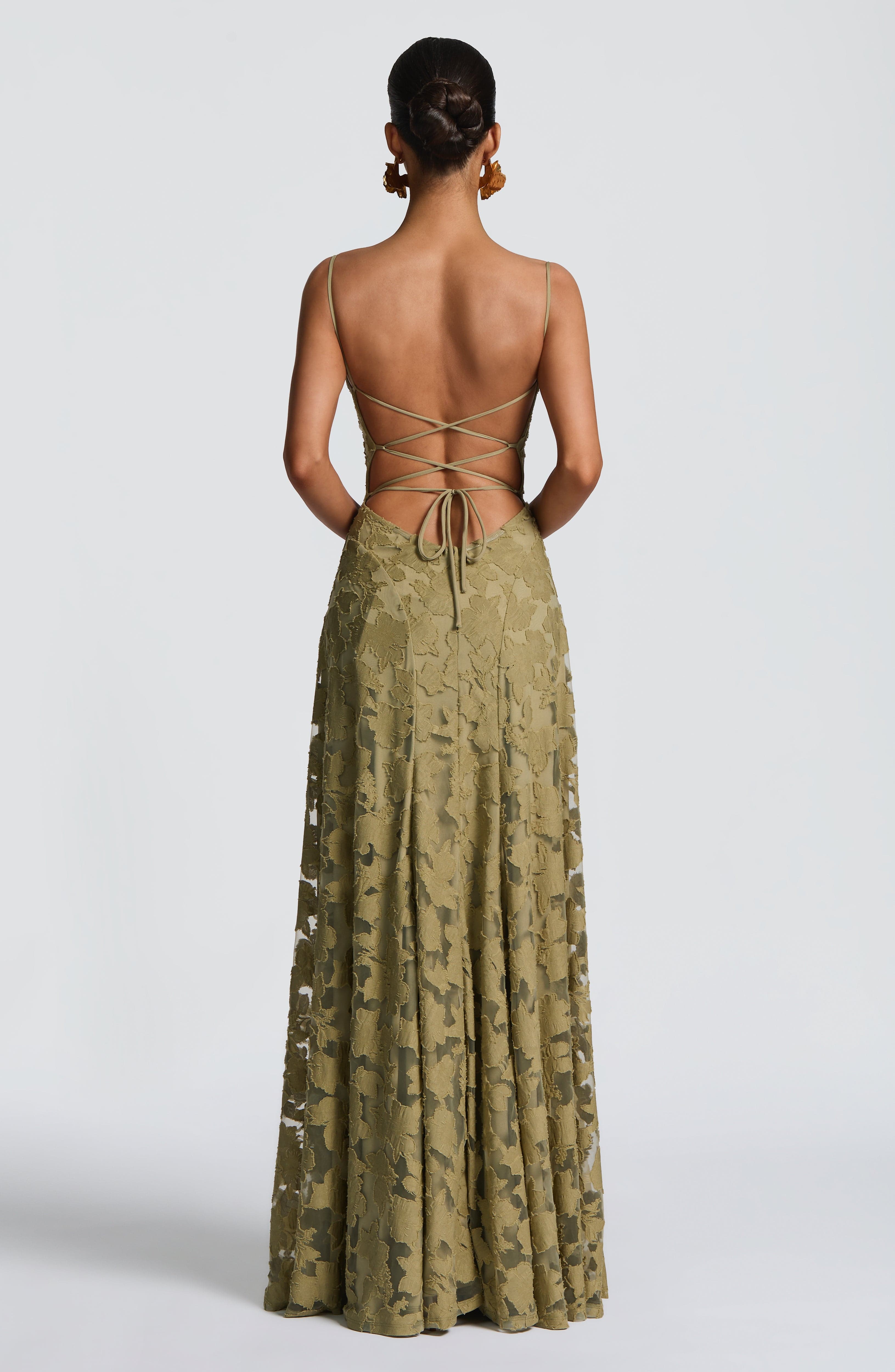 Florencia Floral Maxi Dress – Open Back, A-Line, Bow Detail