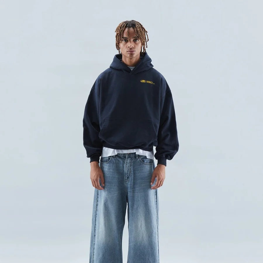 Oversized Streetwear Hoodie – Adjustable Hood