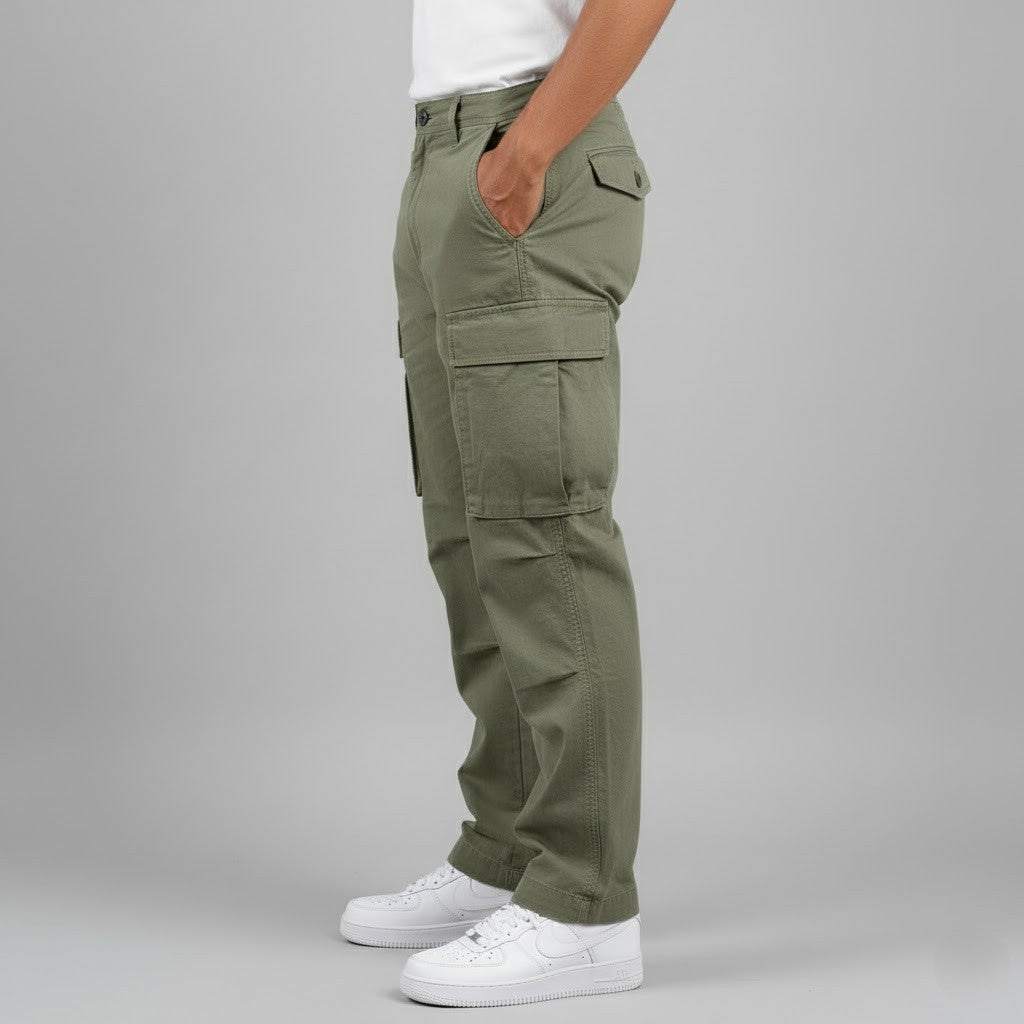 Men's Straight Leg Cargo Pants – Pleated Pockets