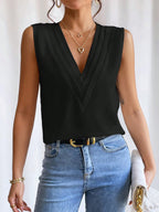 Women's A-Line Pleated Sleeveless V-Neck Blouse
