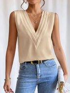 Women's A-Line Pleated Sleeveless V-Neck Blouse