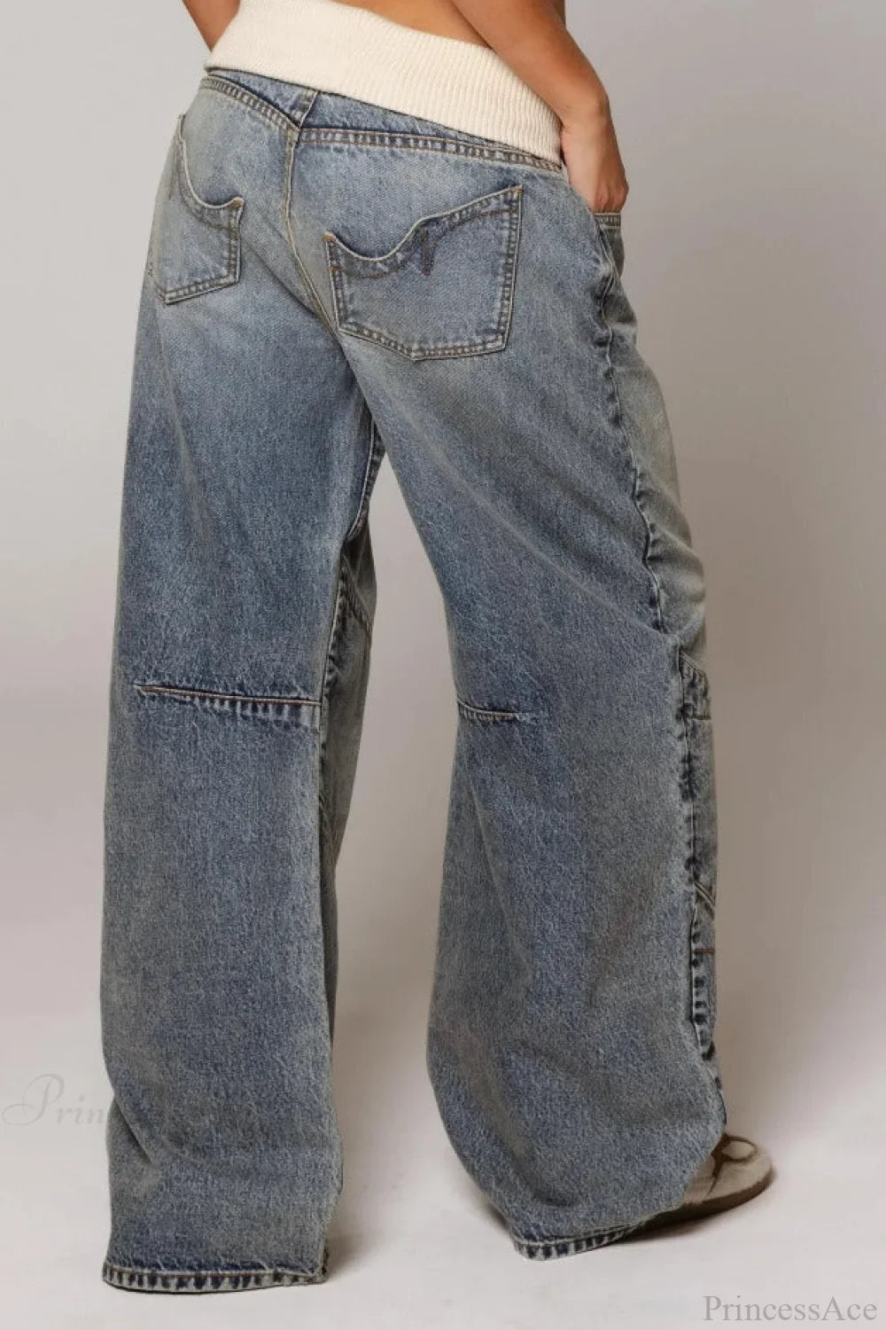 Women's Loose Fit Washed Jeans